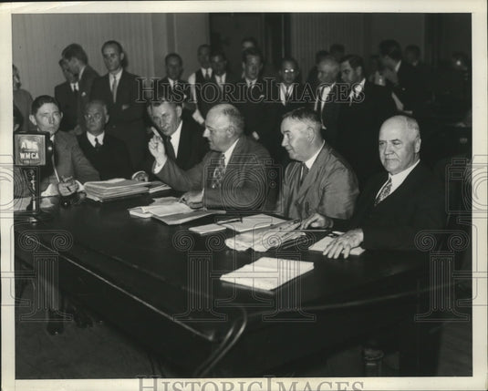 1934 Press Photo Captain W.F. Hints Arson in Morro Castle Inquiry - nef56903