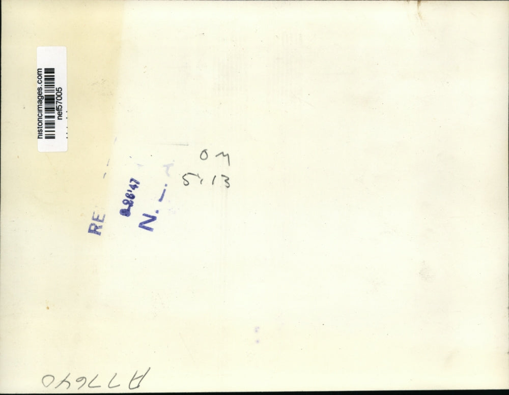 1947 Press Photo Pilot Reginald D. Gilbert with Plane, Paris, France - nef57005