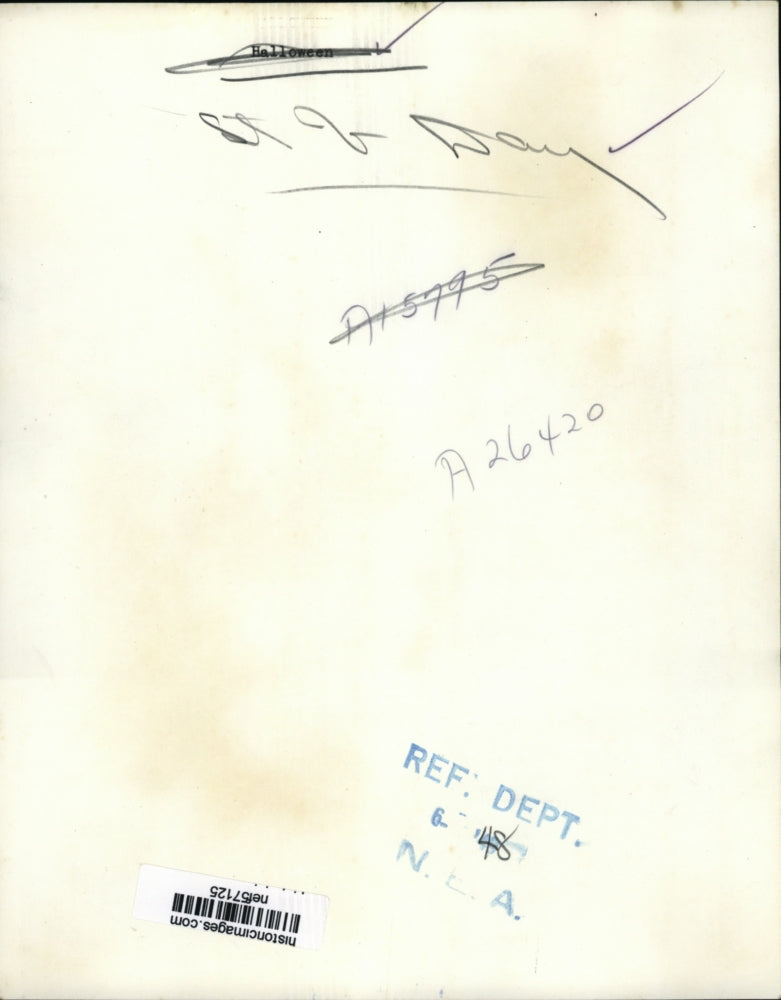 1949 Press Photo Table set for Valentine's Day - nef57125