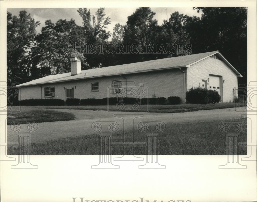Press Photo Warm Springs Fish Hatchery - nef57450