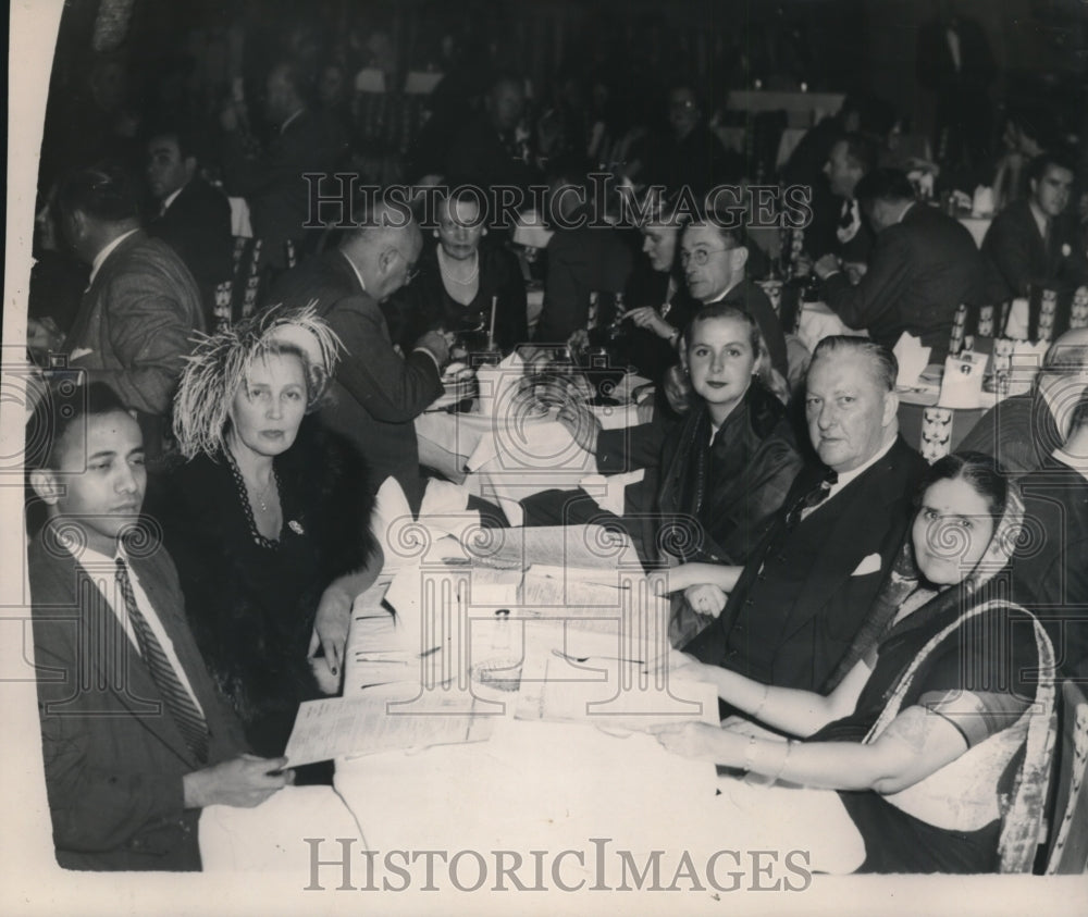1948 Press Photo Visit to the East Coast to Consult Deans of Women's Colleges