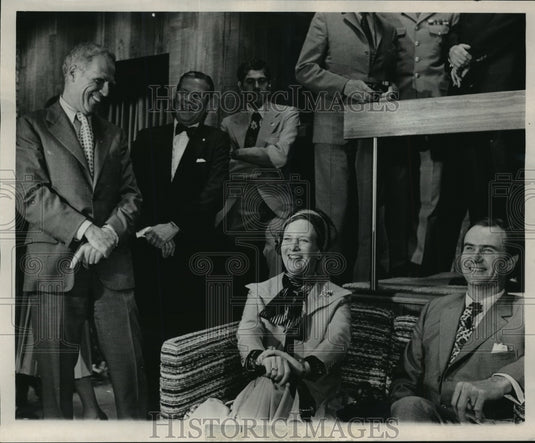 Press Photo Queen Margrethe of Denmark Visits Mayor Kevin White of Boston