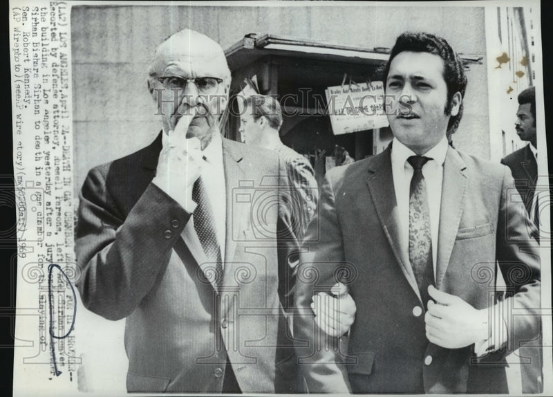 Load image into Gallery viewer, 1969 Press Photo Adel Sirhan and Defense Attorney Russell Parsons - nef58193
