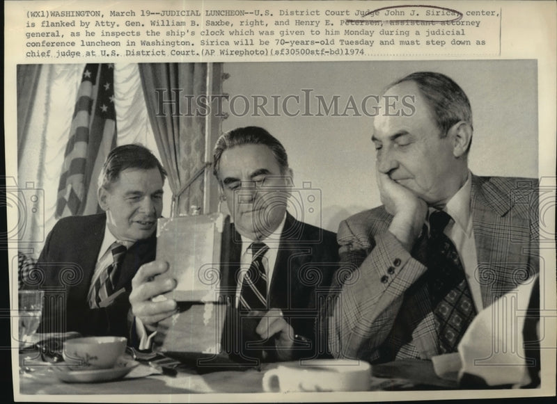 Load image into Gallery viewer, 1974 Press Photo U.S Dist.Judge John J.Sirica inspect ship clock given to him
