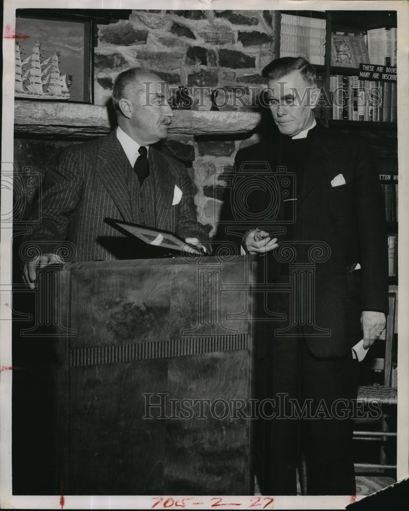 1956 Press Photo Dr. Frederick Brown Harris, Mr. C.F. Palmer - nef58372