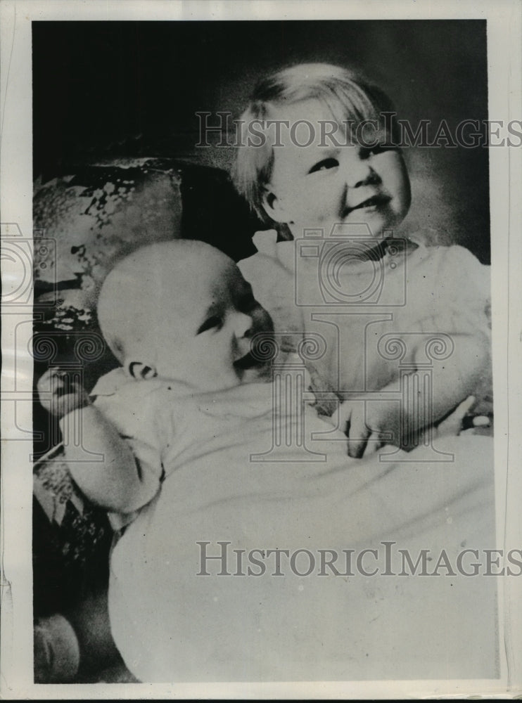 1940 Press Photo Princesses Beatrix, Irene of Netherlands- Historic Images