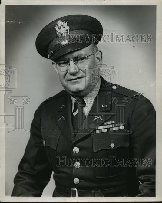 1953 Press Photo Colonel Arthur A. Holmes - nef58501