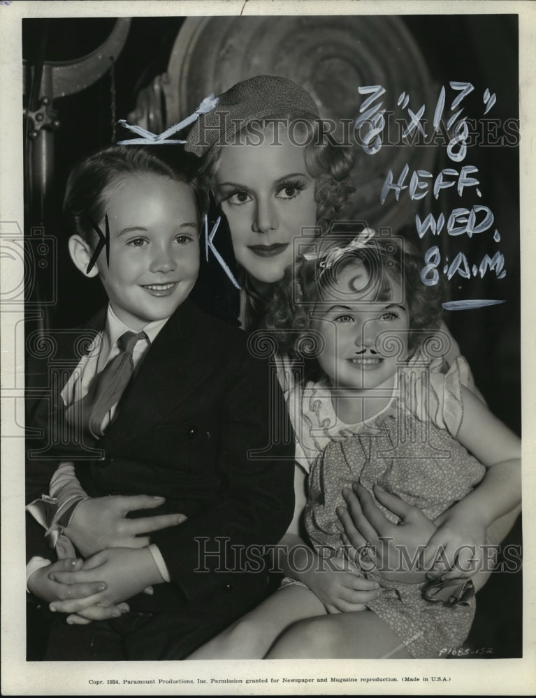 1934 Press Photo Helen Mack Shown & David Jack Holt Who Appears in Her Picture