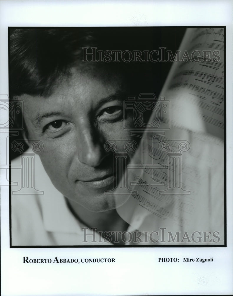 Press Photo Conductor Roberto Abbado - nef58595