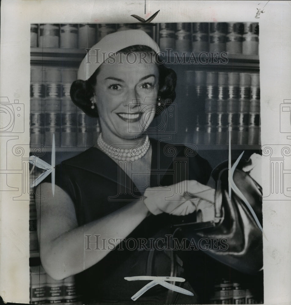 1954 Press Photo Eleanor Holin, Swimmer - nef58693