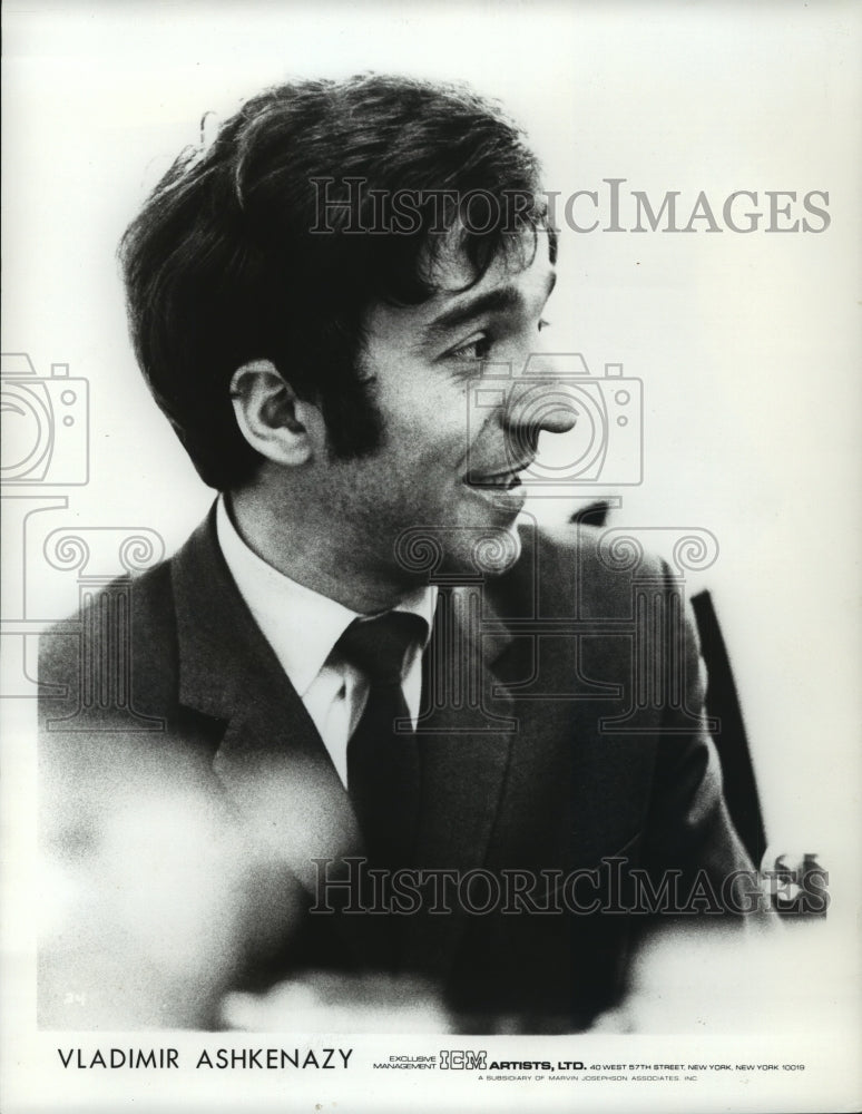 Press Photo Vladimir Ashkenazy - nef58938