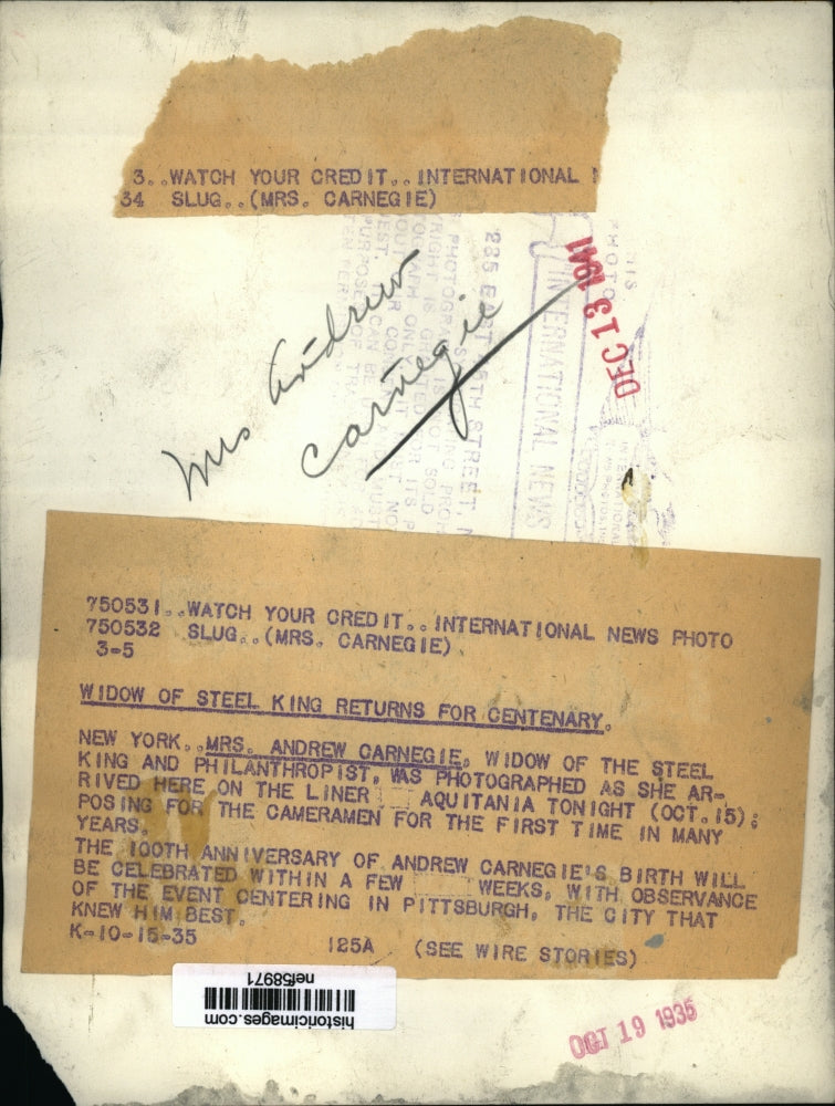 1935 Press Photo Mrs. Andrew Carnegie arrives on the liner Aquitania - nef58971