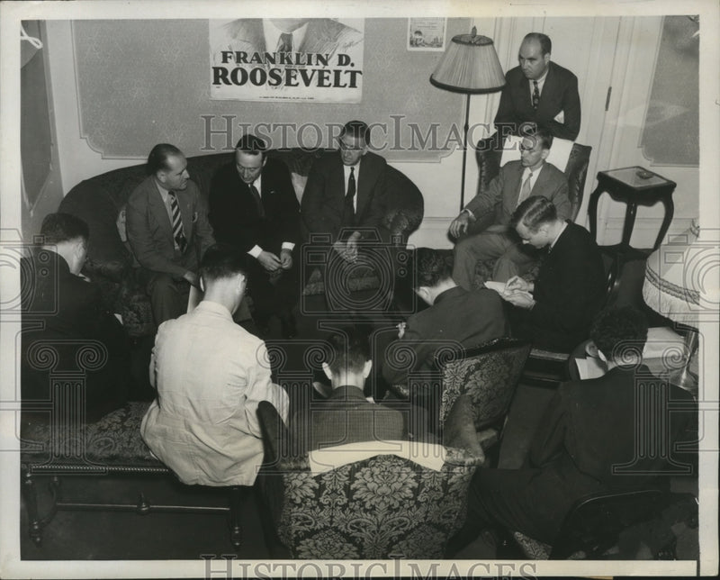 Load image into Gallery viewer, 1938 Press Photo Official in the Inquiry into the Holmesburg Prison Deahs
