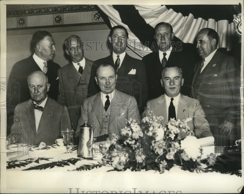 1937 Press Photo Fifth Avenue Association Honor American Legion Commander