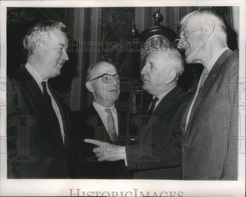 Load image into Gallery viewer, 1962 Press Photo Senators John Sparkman,Bourke Hickem Looper, Richard B. Russell
