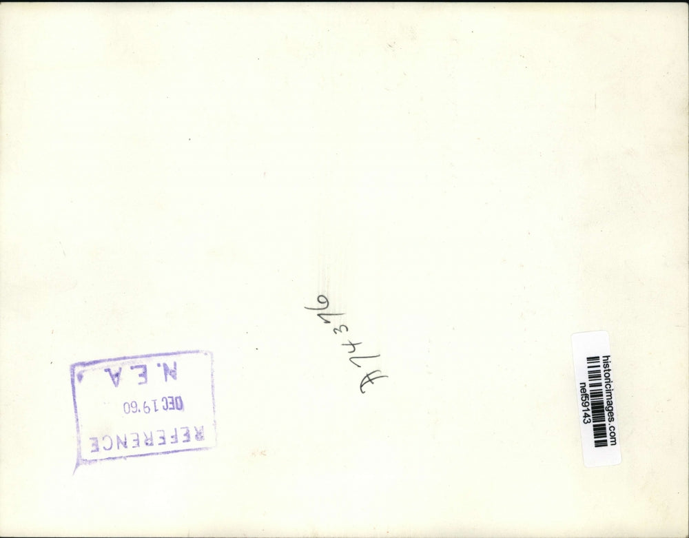 1960 Press Photo Stewart Udall meets with Fred A. Seaton for a briefing