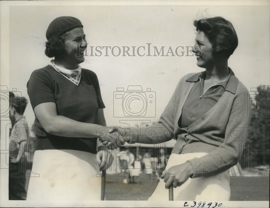 1937 Press Photo Helen Hicks and Beatrice Barrett in 8th Annual Women Western - Historic Images