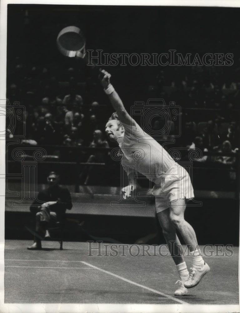 1971 Press Photo Rod Lever boasts the hottest serve in tennis- Historic Images