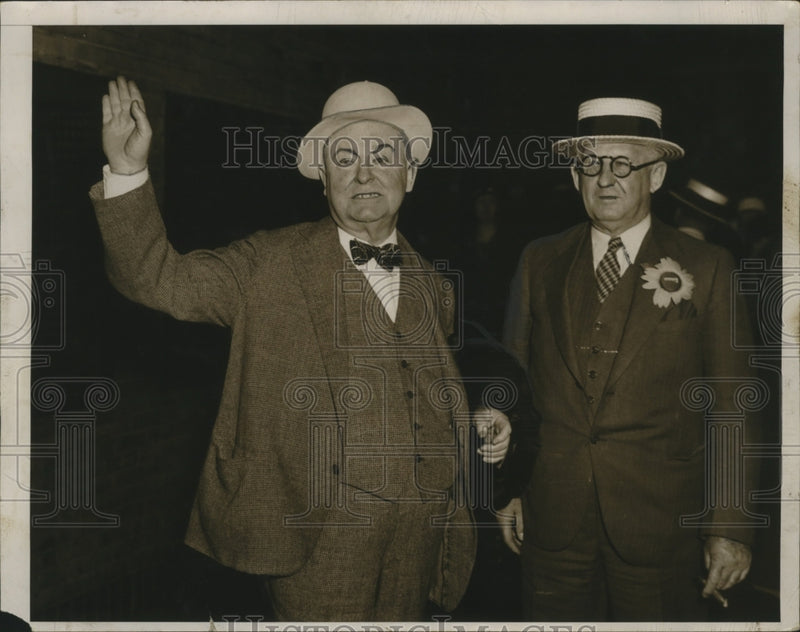 Load image into Gallery viewer, 1936 Press Photo William Allen White of Emporia Gazette at GOP Convention
