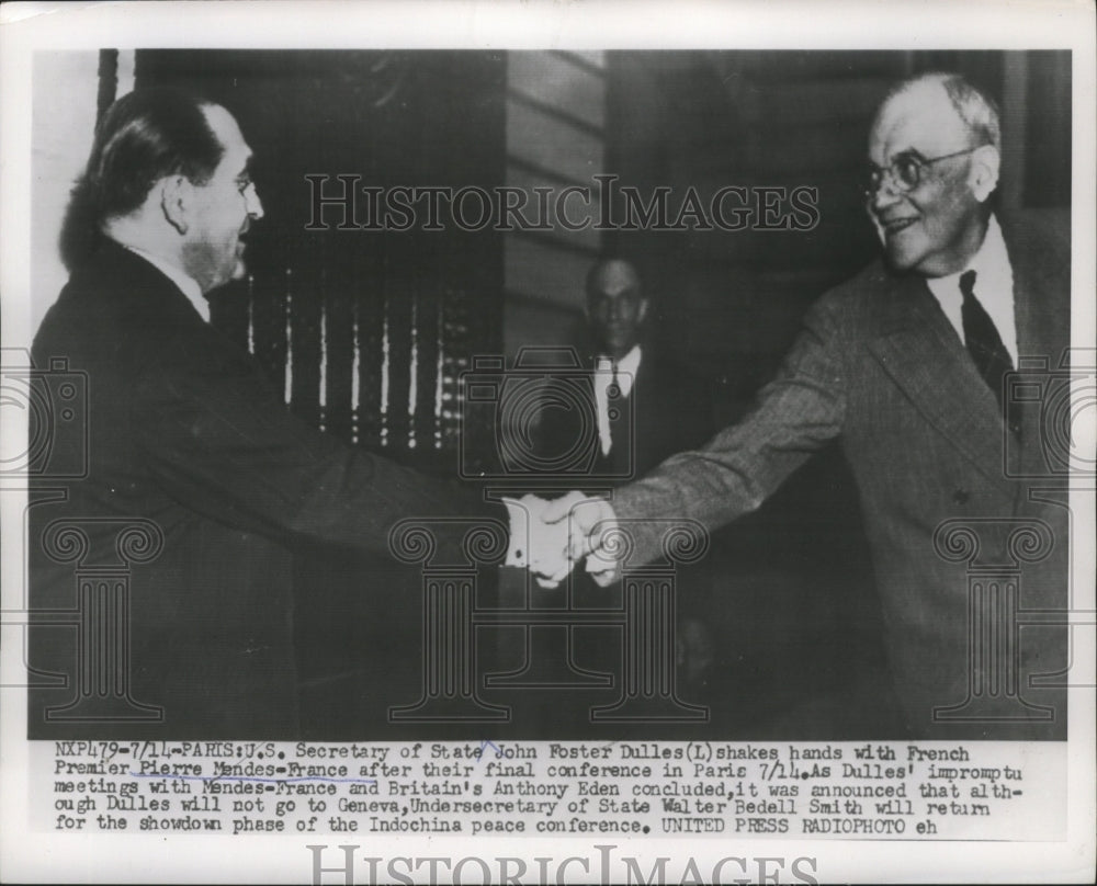 1954 Press Photo John Foster Dulles shakes hands with Pierre Mendes-France- Historic Images