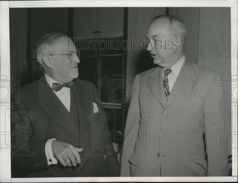Load image into Gallery viewer, 1943 Press Photo Marvin Jones speaks for Senate Banking and Currency Committee
