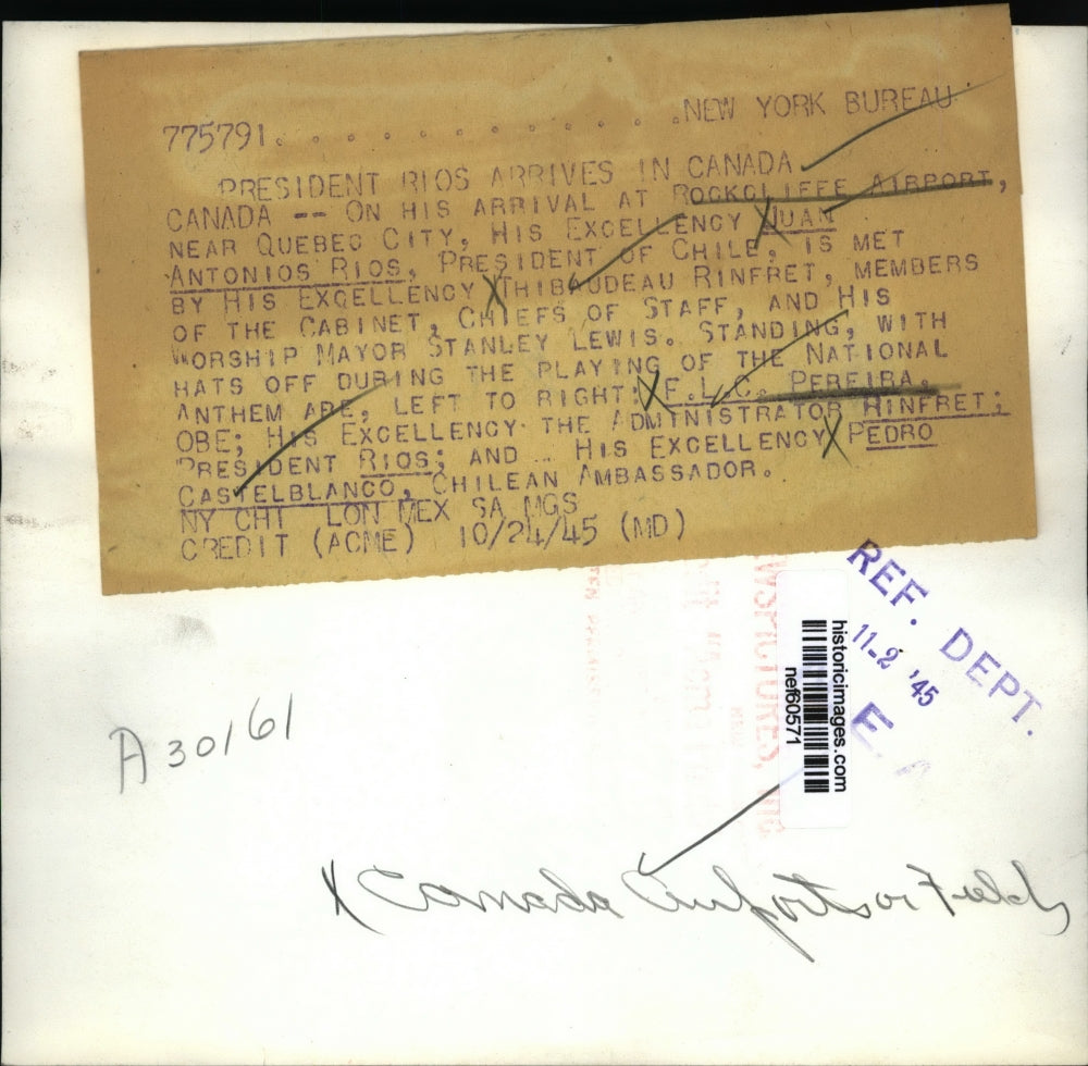 1945 Press Photo Juan Antonios Rios of Chile Arrives at Rockefeller Airport