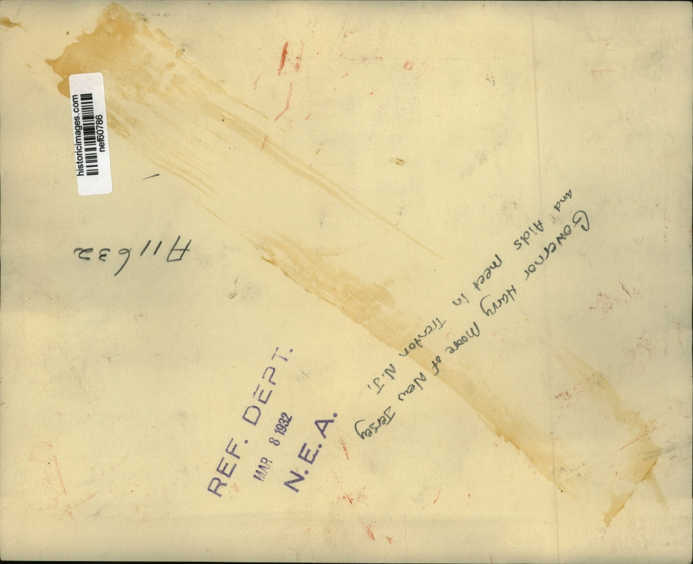 1932 Press Photo Harry Moore and aids meet in Trenton, New Jersey - nef60786