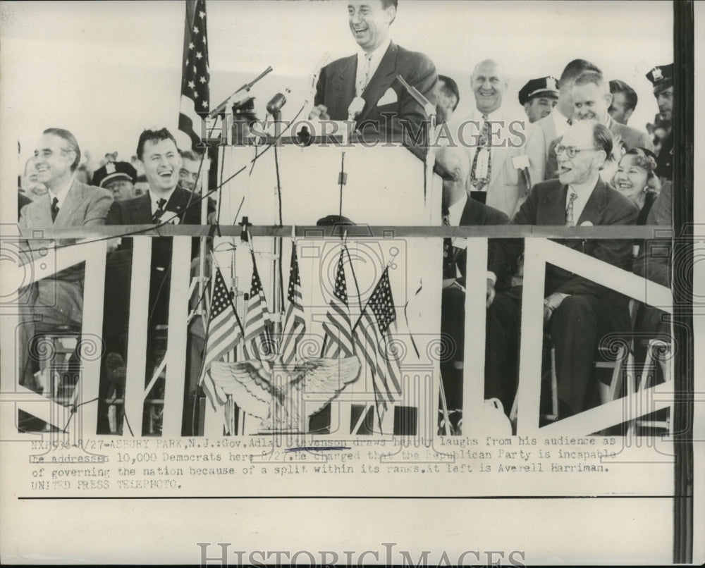 1952 Press Photo Governor Adlai Stevenson Addresses Asbury Park, NJ Democrats