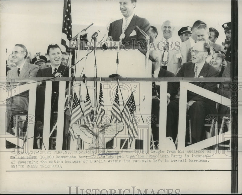 Load image into Gallery viewer, 1952 Press Photo Governor Adlai Stevenson Addresses Asbury Park, NJ Democrats
