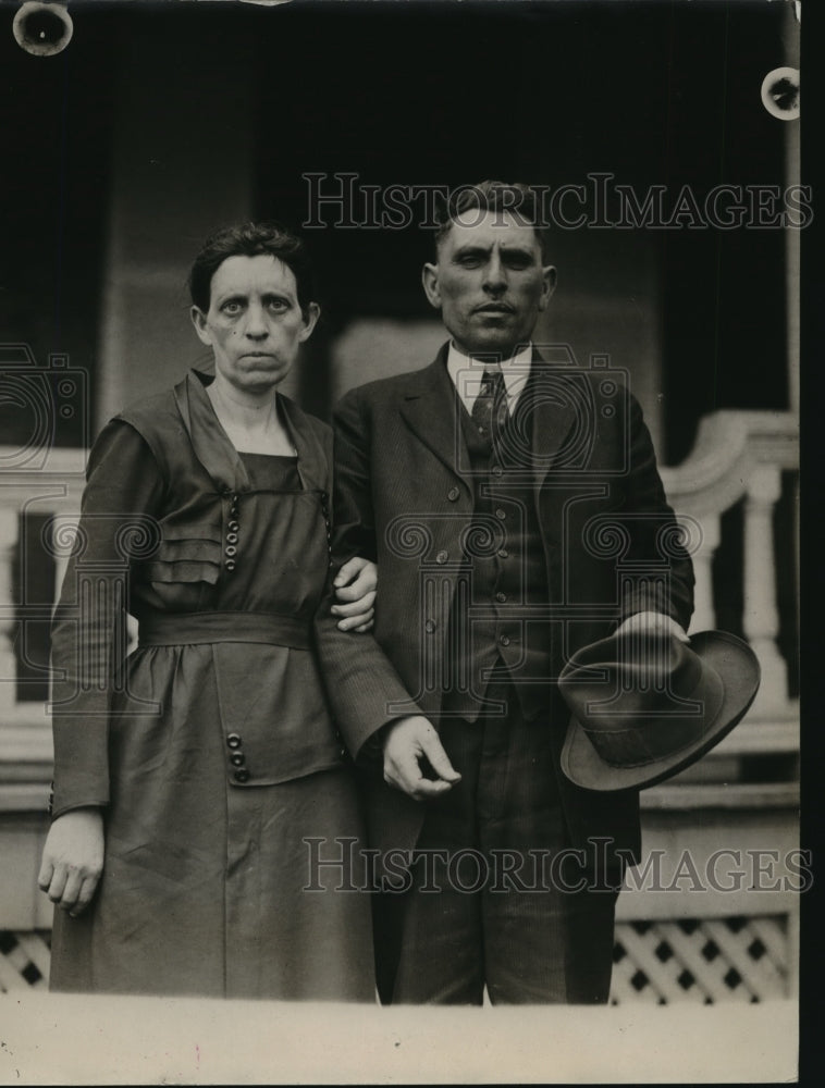 1920 Press Photo Mr and Mrs. Little Parents of Paul Little the Kidnapped Boy- Historic Images