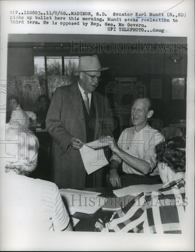 1960 Press Photo Sen. Karl Mundt of South Dakota picks up ballot - nef61245