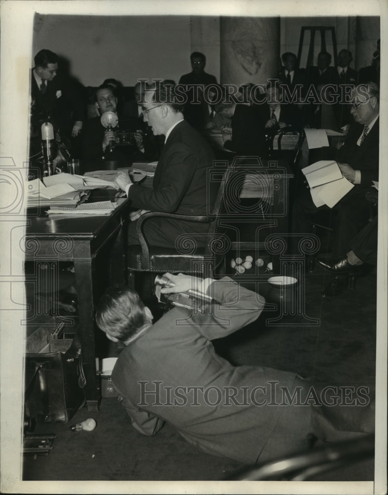 1939 Press Photo Camerman Gets Odd-Angle Shot of Attorney General Frank Murphy- Historic Images