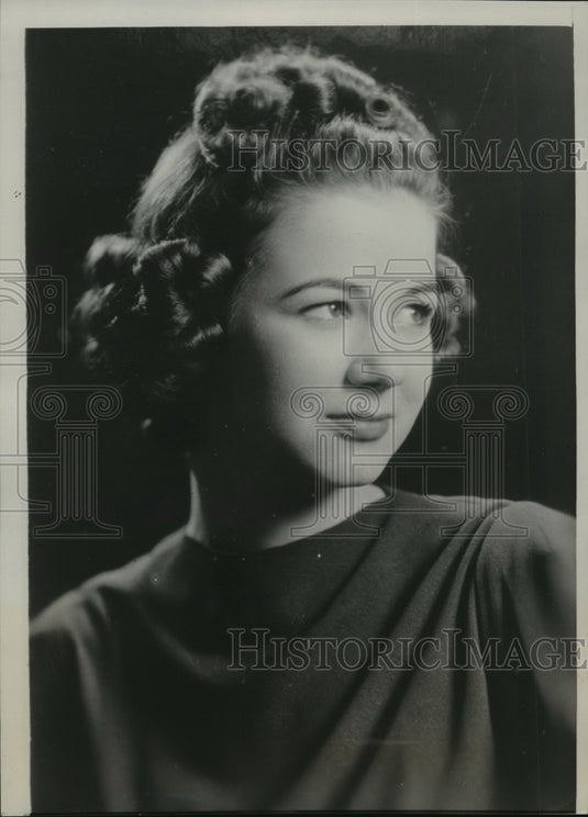 1939 Press Photo Betty Martin Selected Queen of  Kansas Relays at Univ of Kansas- Historic Images