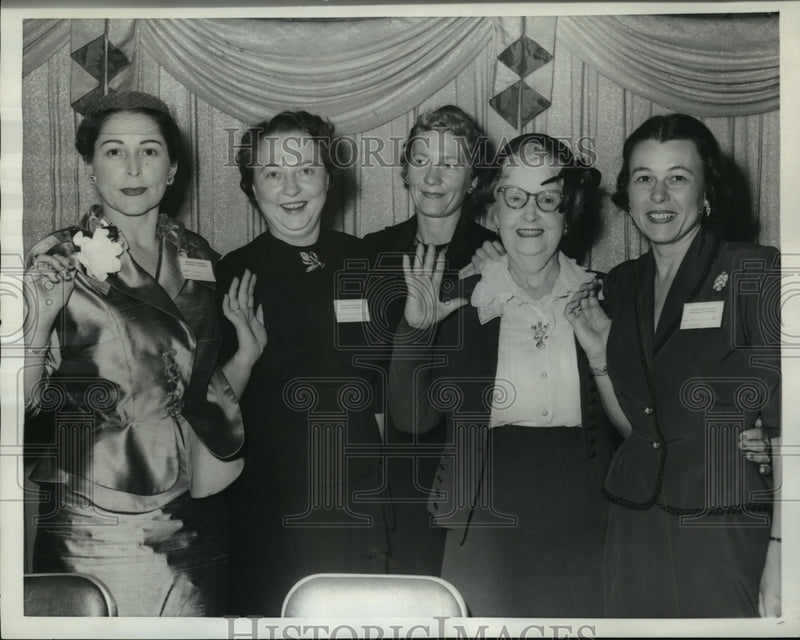 Load image into Gallery viewer, 1953 Press Photo Republican Women's Meeting Members Chicago, Illinois
