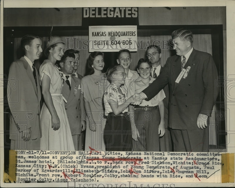 Load image into Gallery viewer, 1948 Press Photo Kansas Delegate Headquarters - nef61688
