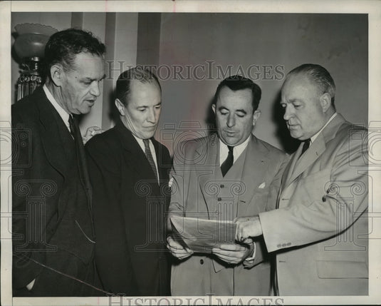 1946 Press Photo Special House Labor Sub-Comm to Conduct Hearings on Strikes- Historic Images