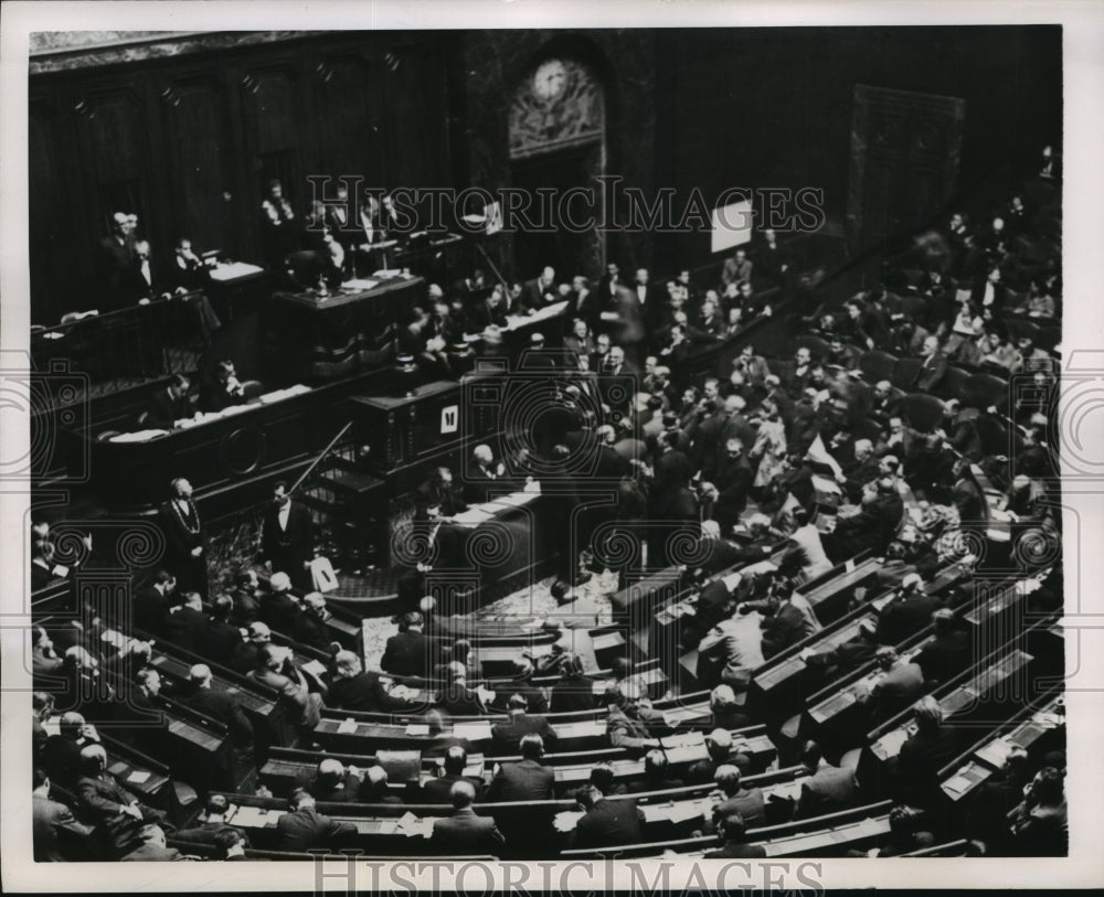 1952 Press Photo French Presidential Election Parliament Voting - nef61745
