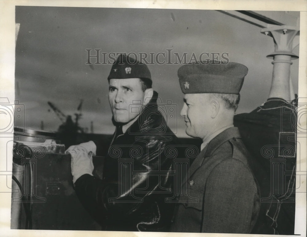 1945 Press Photo Standing on USS Bunker Hill are Executive & Commanding Officer