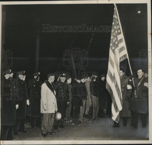 1947 Press Photo CIO Demonstrators at the Hershey Metal Products Co., Ansonia