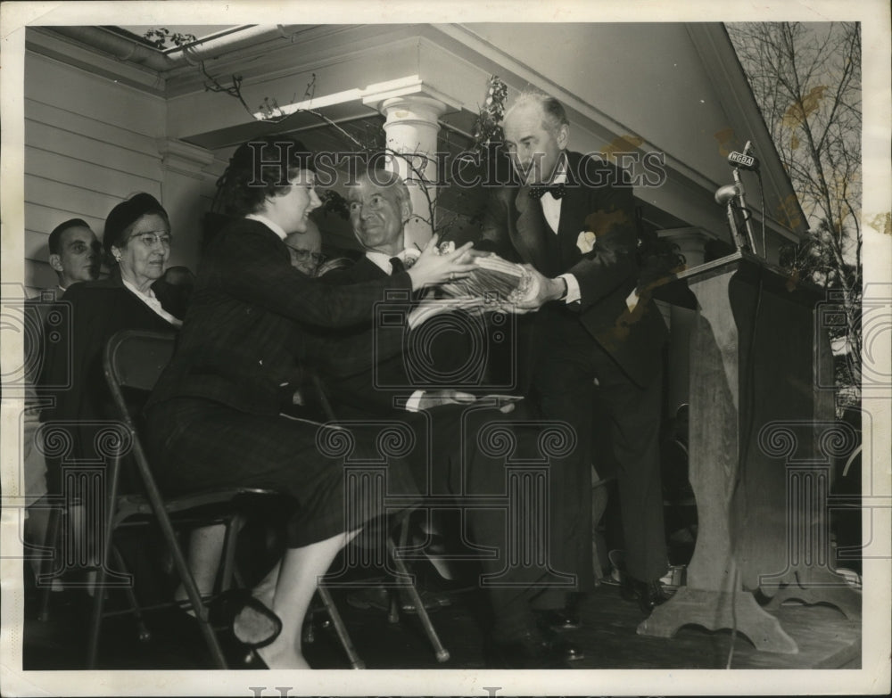 1953 Press Photo Warm Springs Memorial, Georgia - nef62243