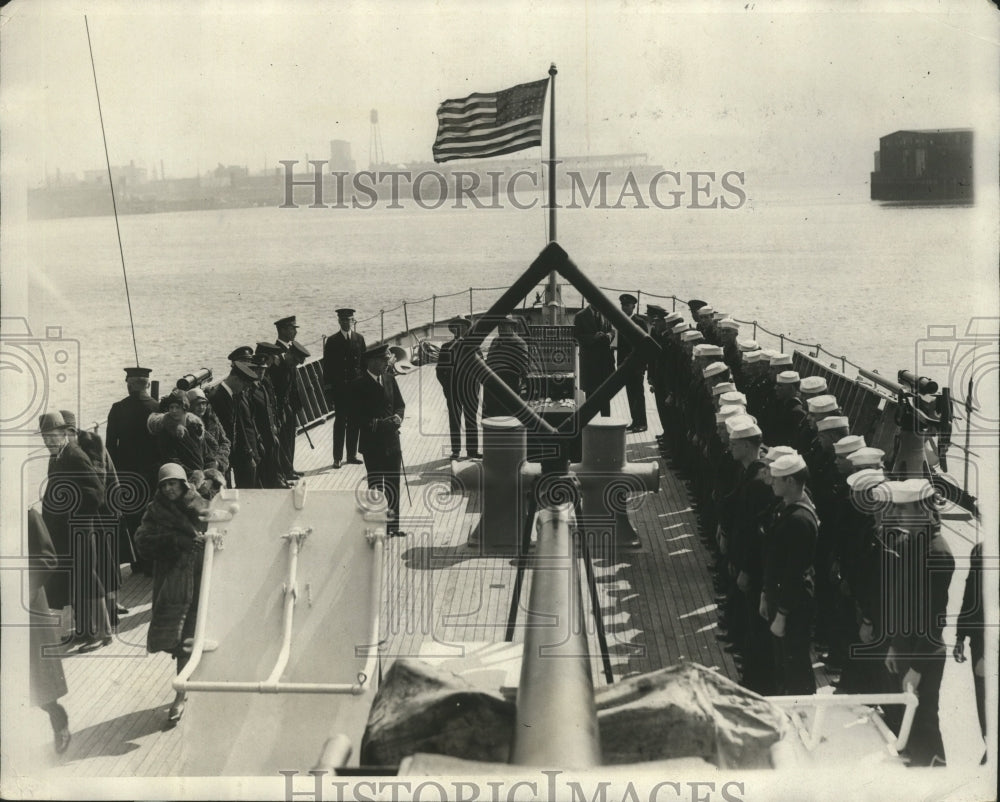 1929 Press Photo Coast Guard Destroyer Mojave Rewarded by Silver Maple Line