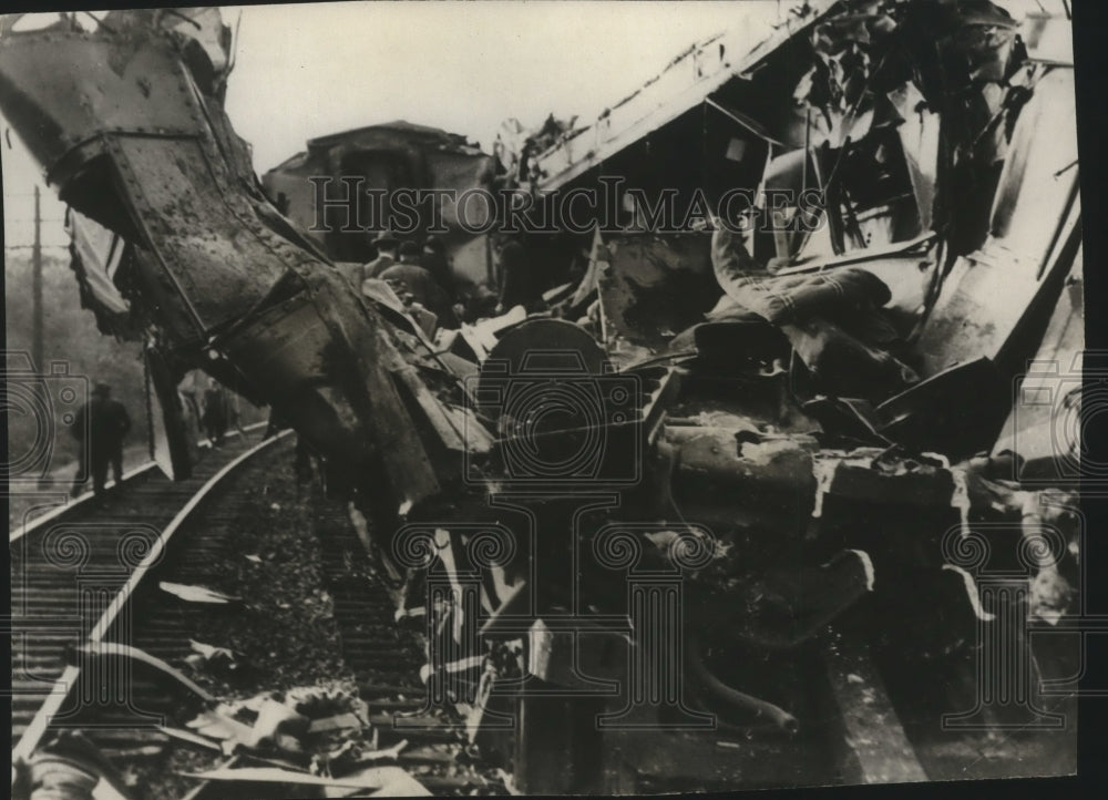 1926 Press Photo Pittsburgh, Pennsylvania Train Wreck Kills 15- Historic Images