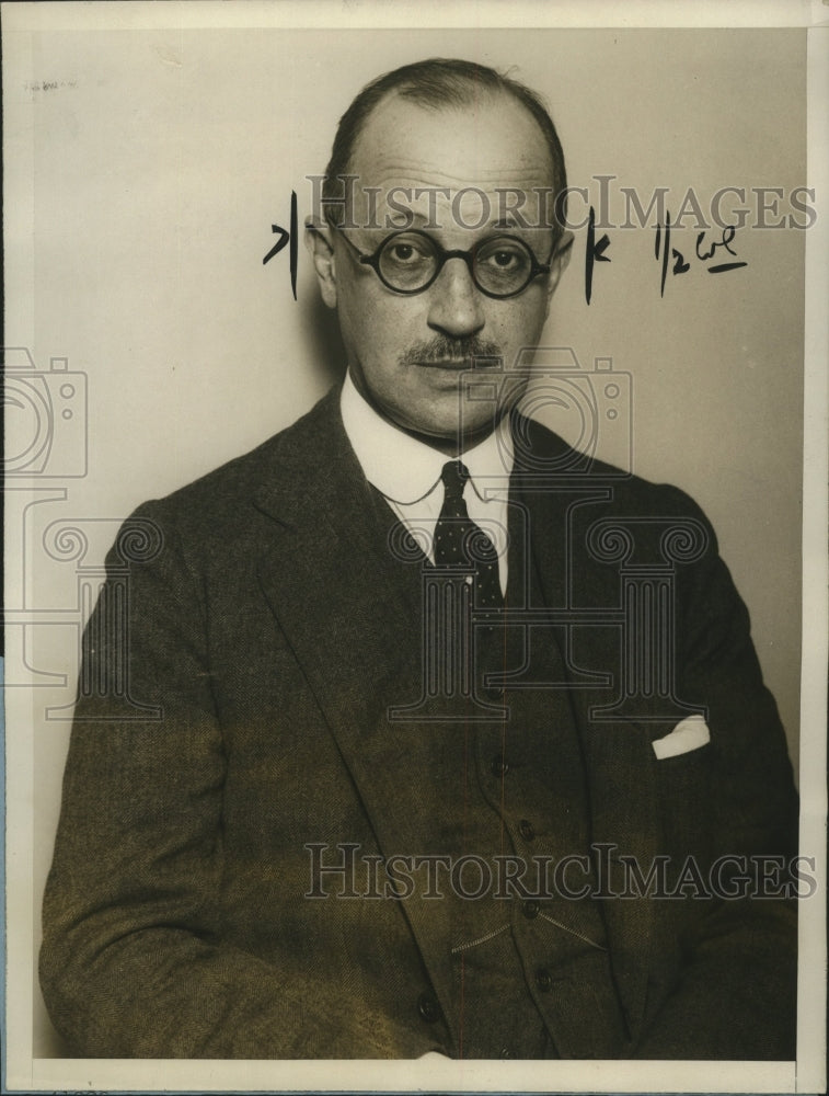 1927 Press Photo Cordon F.H.C. Howard, Fifth Earl of Effingham, Englang- Historic Images