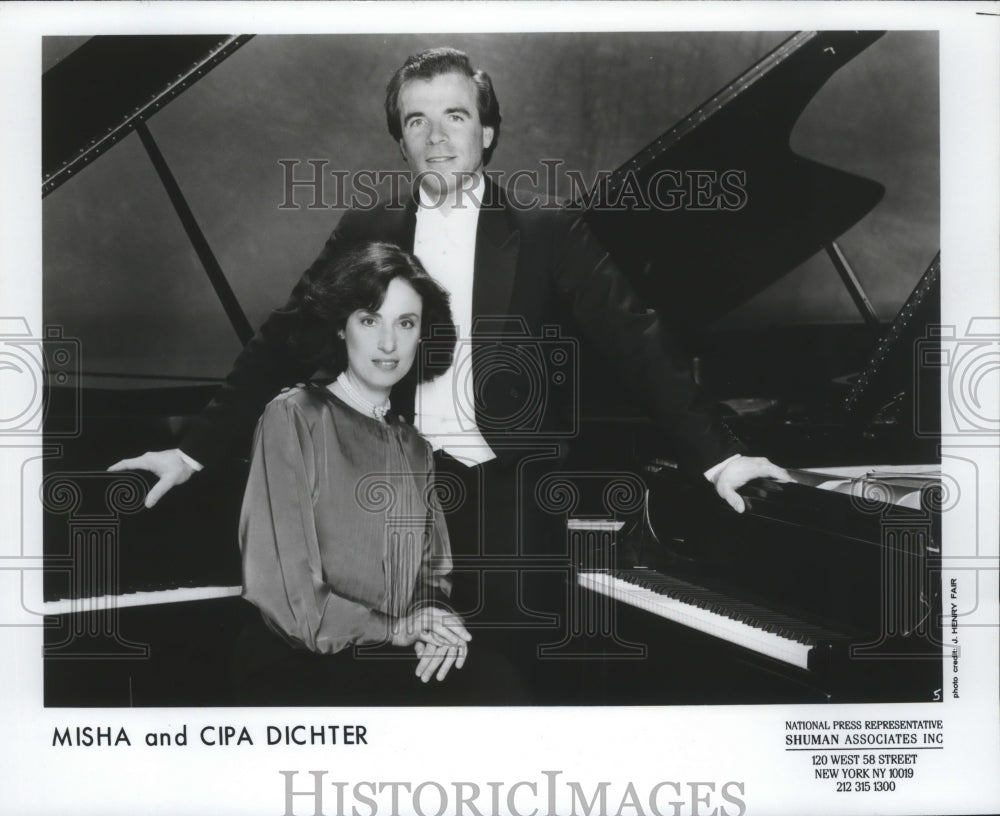 Press Photo Dichters to perform with The Mostly Mozart Festival Orchestra