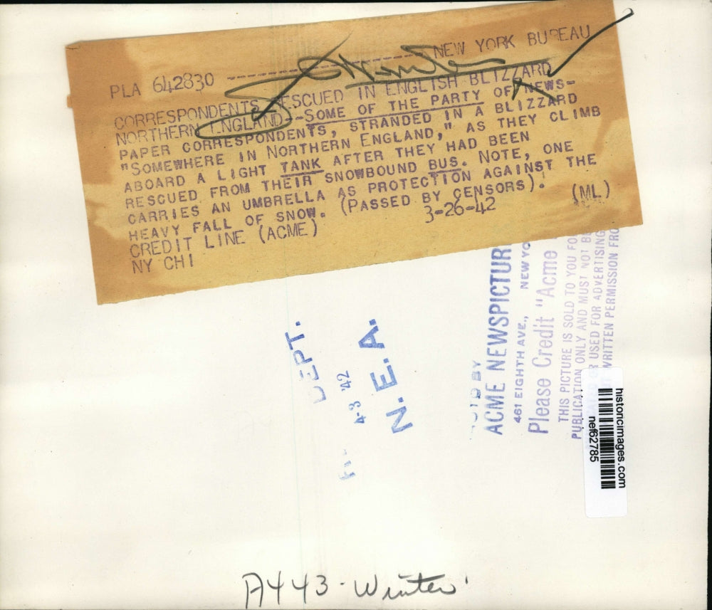 1942 Press Photo Correspondents Stranded in English Blizzard, World War II