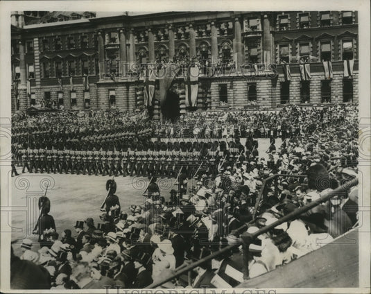 1933 Press Photo Horse Guards Trooping the Colors Ceremony, London, England