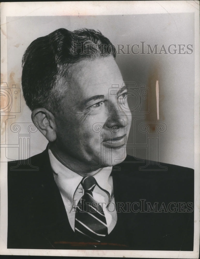 1955 Press Photo Neil McElroy US Secretary of Defense - nef63110