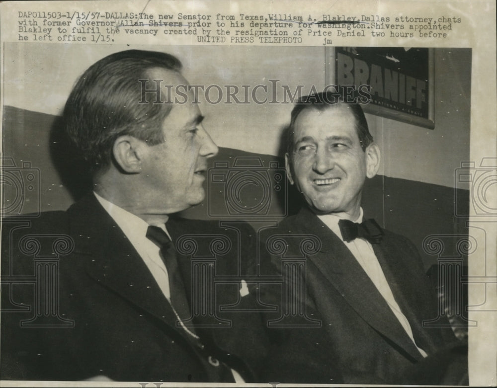 1957 Press Photo Texas Senator William Blakley Chats w/ Allan Shivers