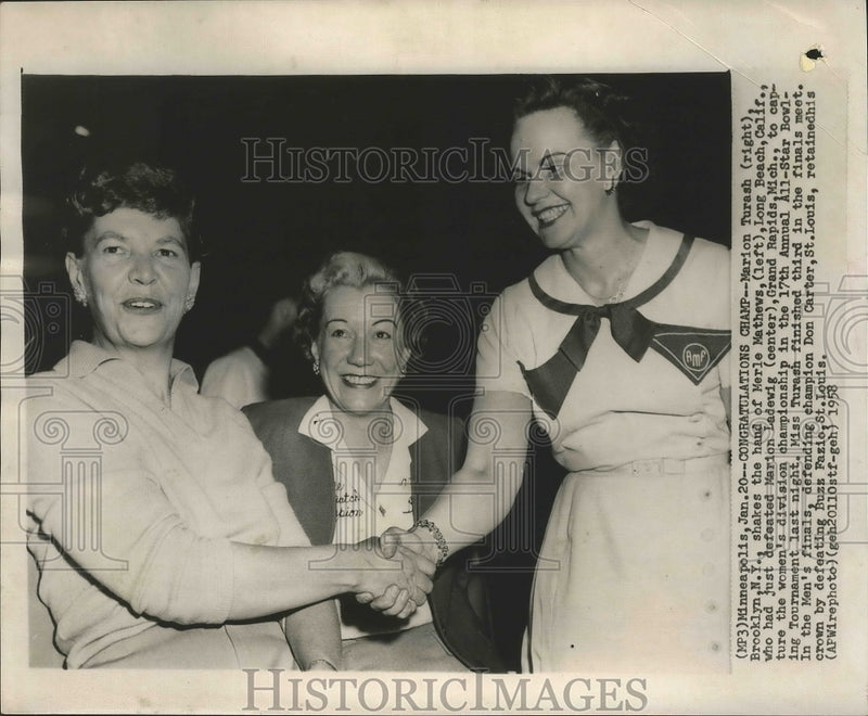 Load image into Gallery viewer, 1958 Press Photo Women's Division Championship All-Star Bowling Tounament
