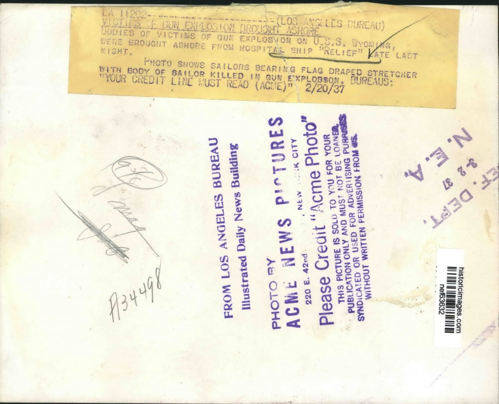 1937 Press Photo Sailors bearing flag draped stretcher - nef63632